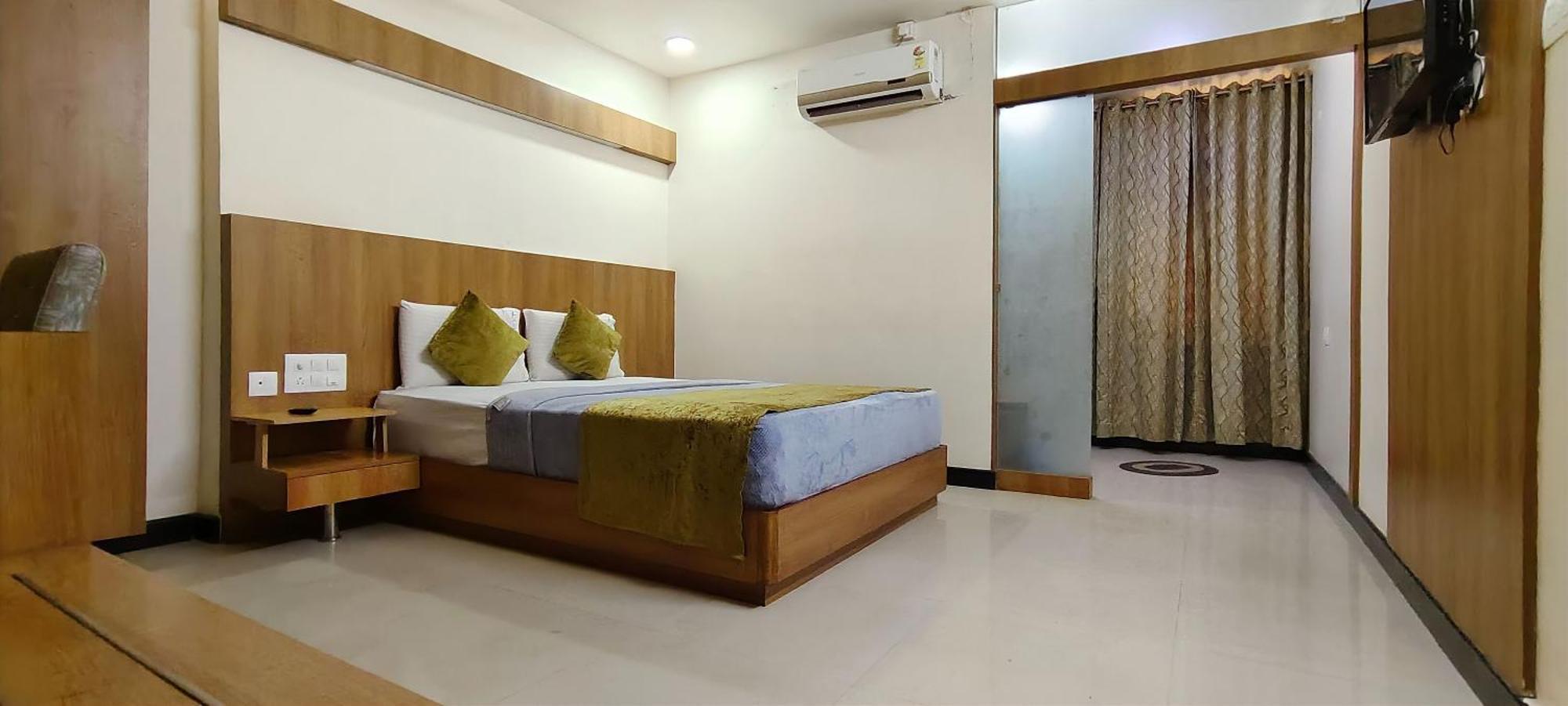 Chikmagalūr The Lotus Boutique Hotel מראה חיצוני תמונה